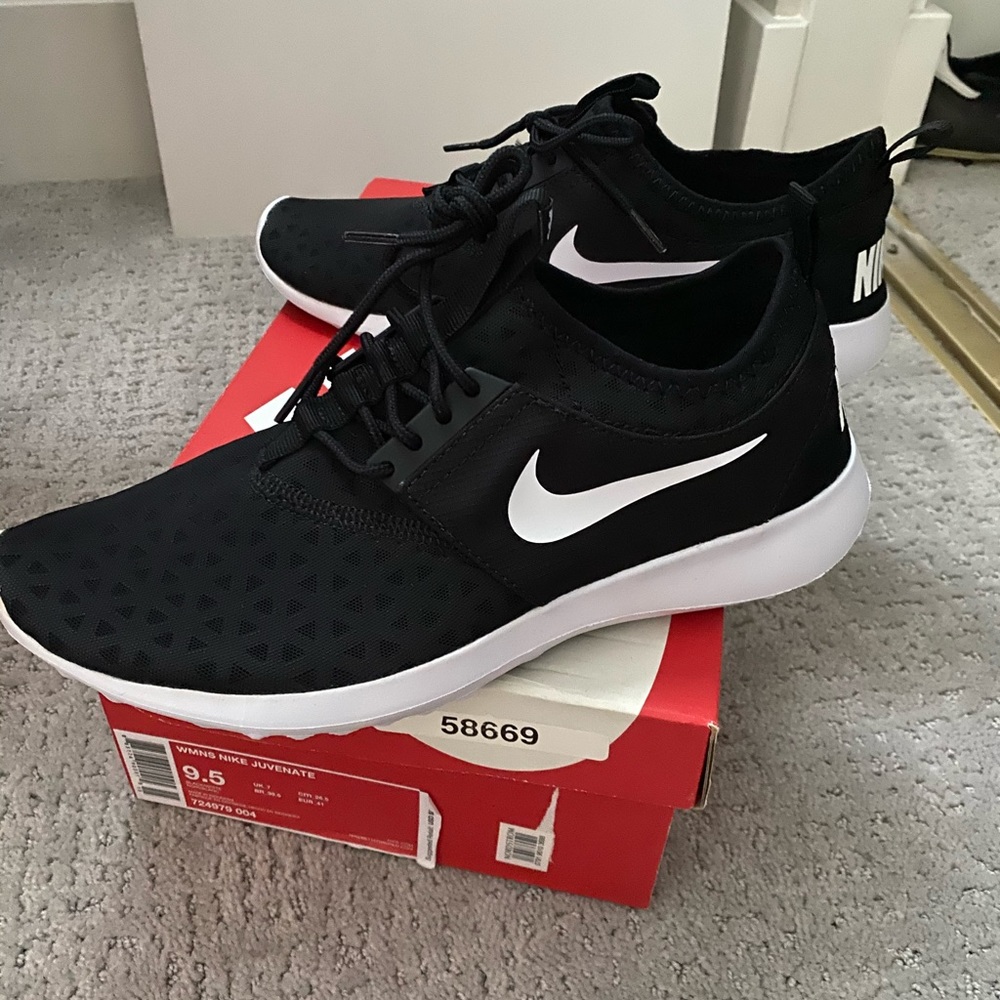 Nike shoes